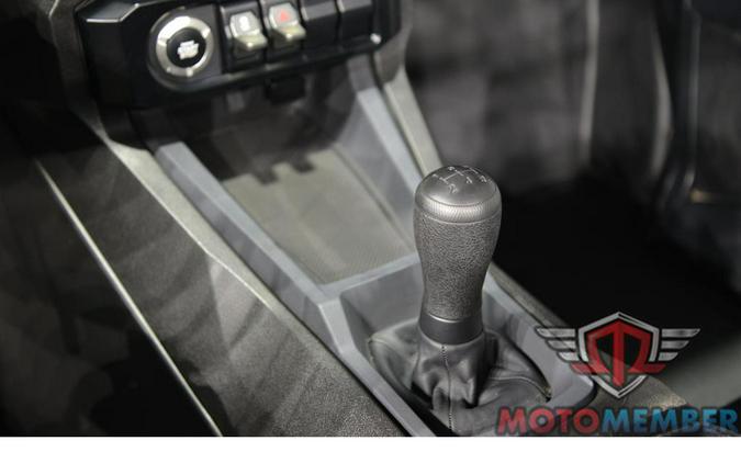 2023 Slingshot Slingshot® S w/ Technology Package I Manual