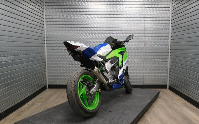 2024 KAWASAKI NINJA ZX400
