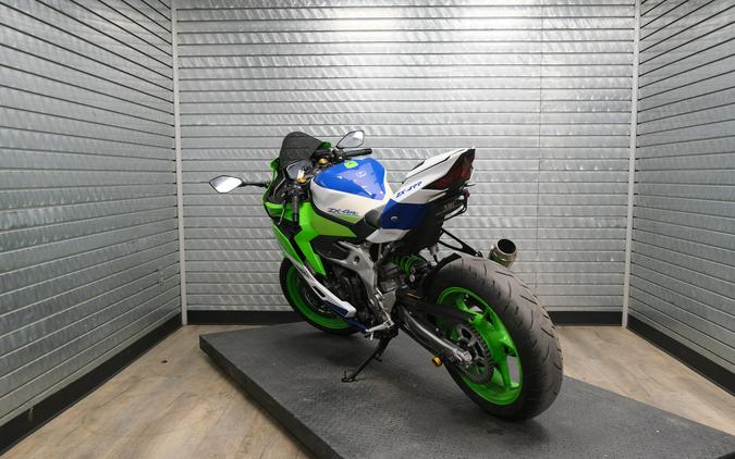 2024 KAWASAKI NINJA ZX400
