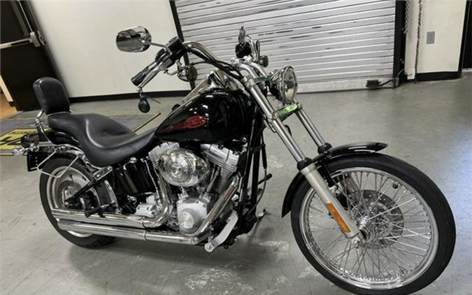 2006 Harley-Davidson Softail FXST - Standard