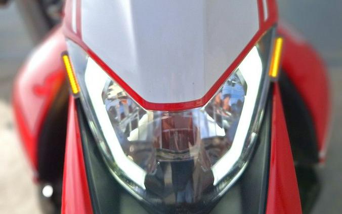 2021 DUCATI HYPERMOTARD 950 SP