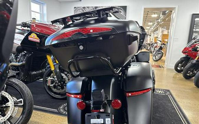 2026 Indian Motorcycle Pursuit® Dark Horse® with 112 and Powerband Audio Package