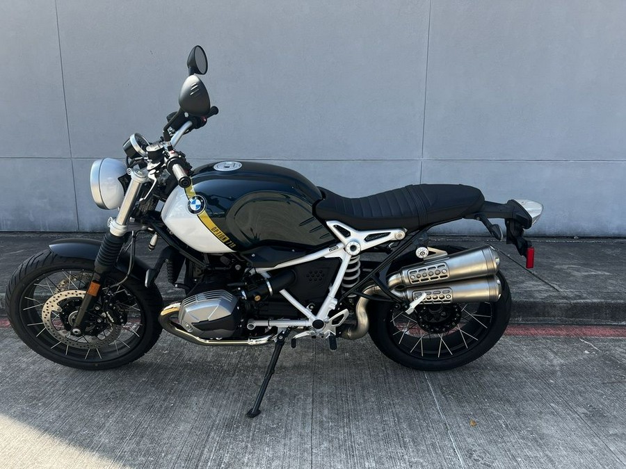 2023 BMW R nineT Scrambler 719 Pollux Metallic / Light White