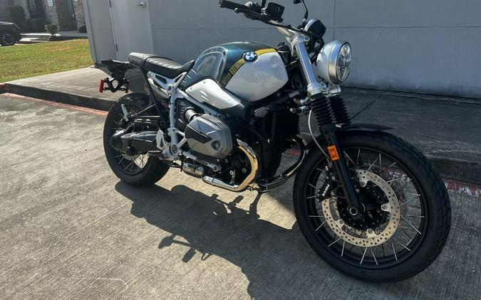 2023 BMW R nineT Scrambler 719 Pollux Metallic / Light White