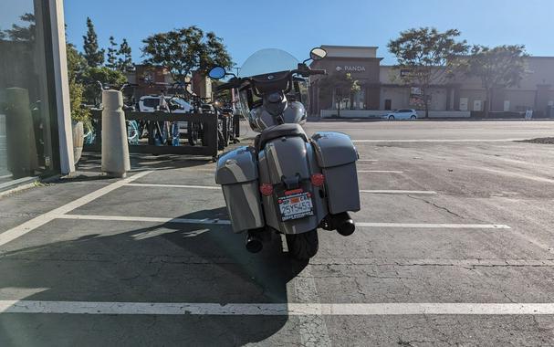 2022 Indian Motorcycle Springfield® Dark Horse®