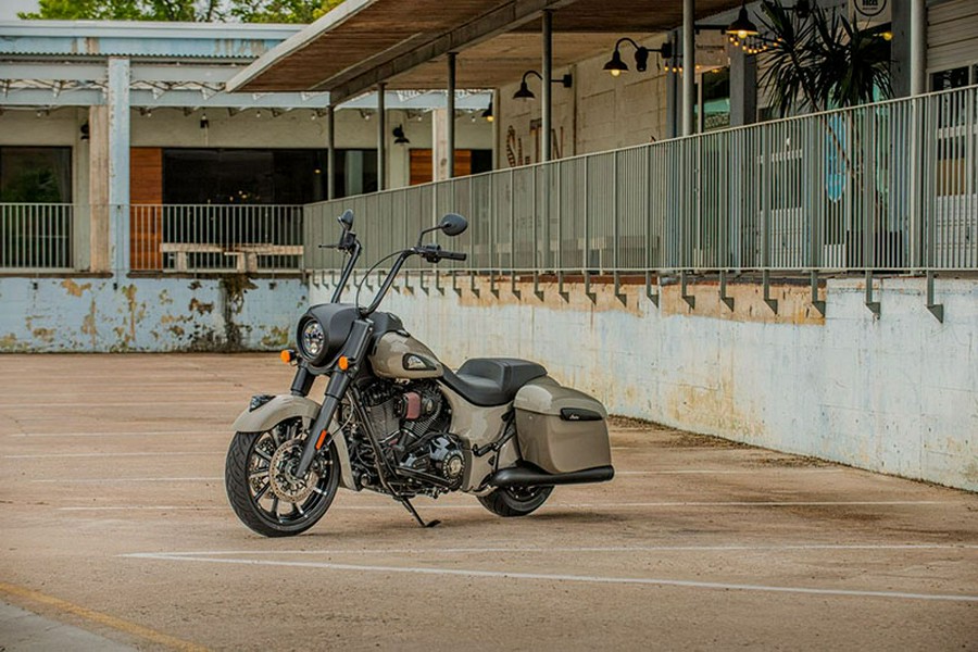 2022 Indian Motorcycle Springfield® Dark Horse®