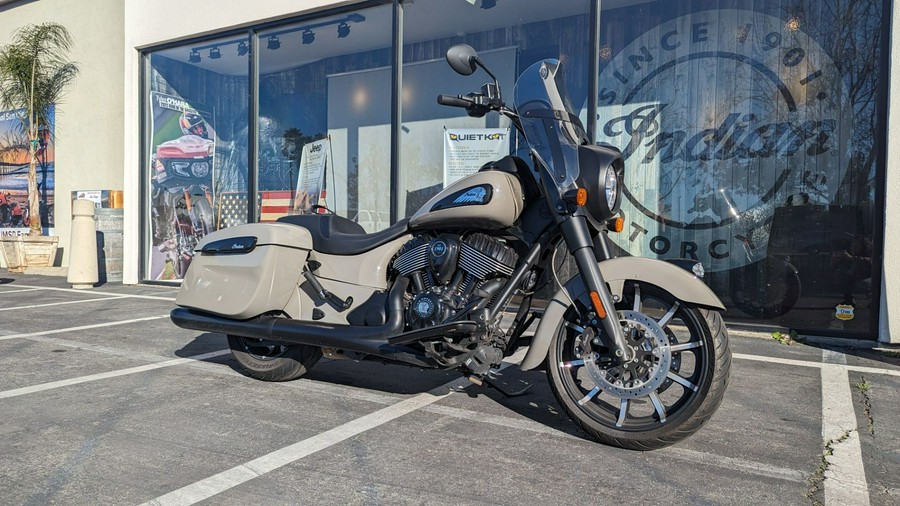 2022 Indian Motorcycle Springfield® Dark Horse®