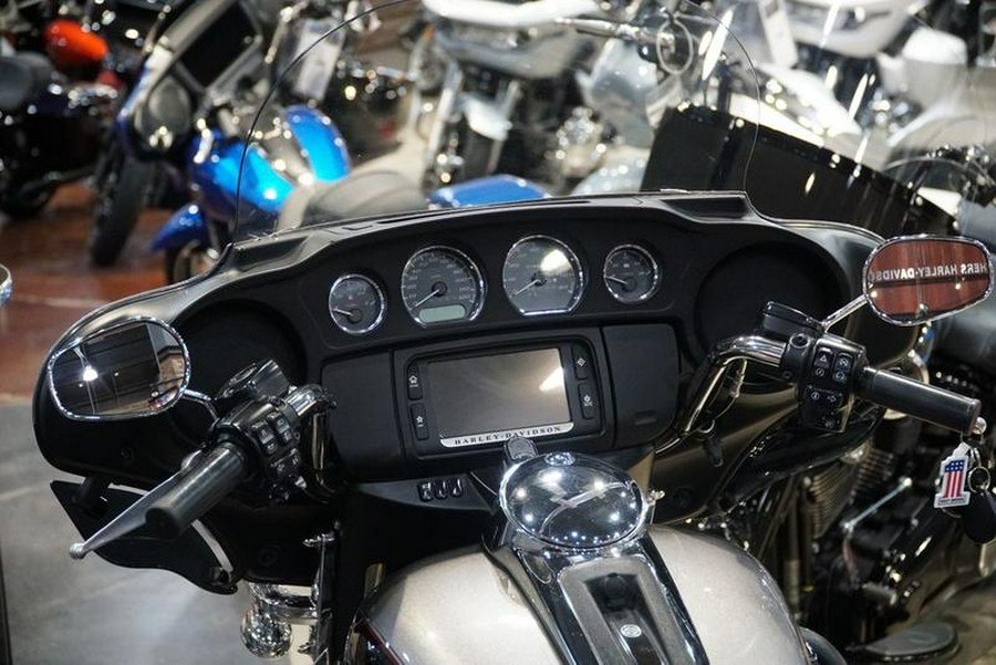 2016 Harley-Davidson® FLHTCUTG - Tri Glide® Ultra