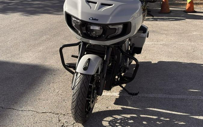 2026 Indian Motorcycle® Chieftain® PowerPlus Dark Horse® 112 Chalk with Black Metallic