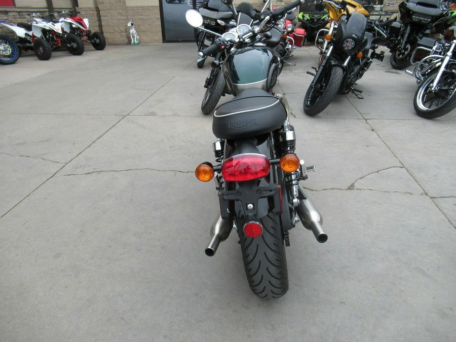 2024 Triumph Bonneville T100 Competition Green/Ironstone