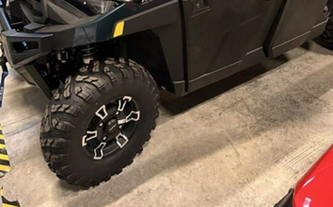 2027 Polaris Ranger Crew XP 1000 NorthStar Premium Blue Labyrinth