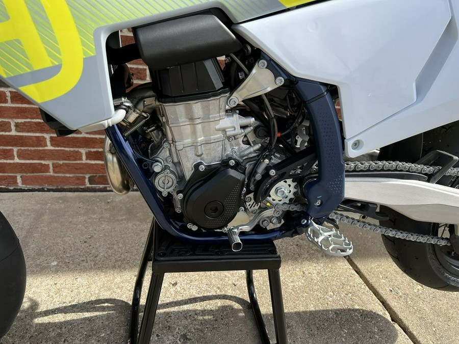 2024 Husqvarna® FS 450