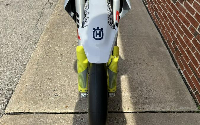 2024 Husqvarna® FS 450