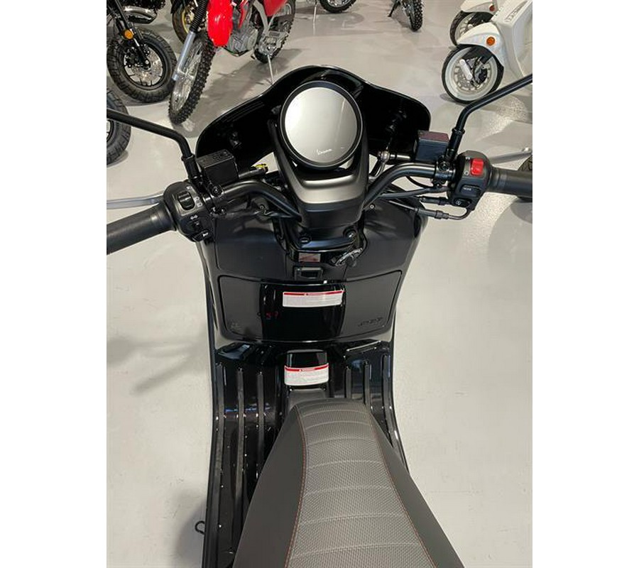 2024 Vespa GTV 300