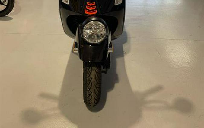 2024 Vespa GTV 300