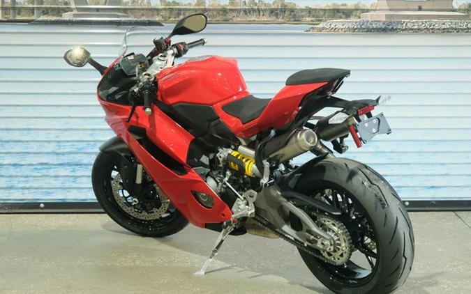 2026 Ducati Panigale V2