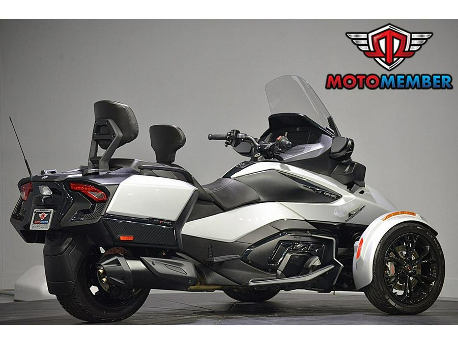 2022 Can-Am Spyder RT