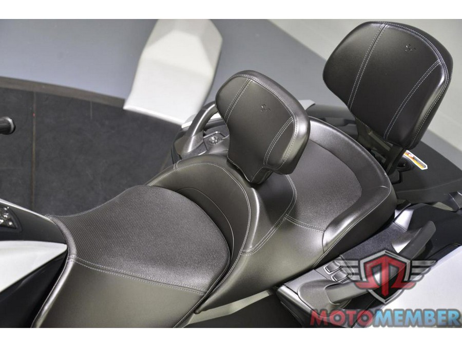 2022 Can-Am Spyder RT