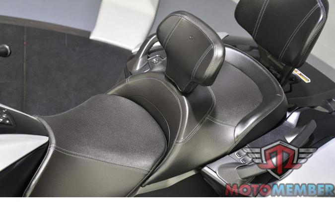 2022 Can-Am Spyder RT