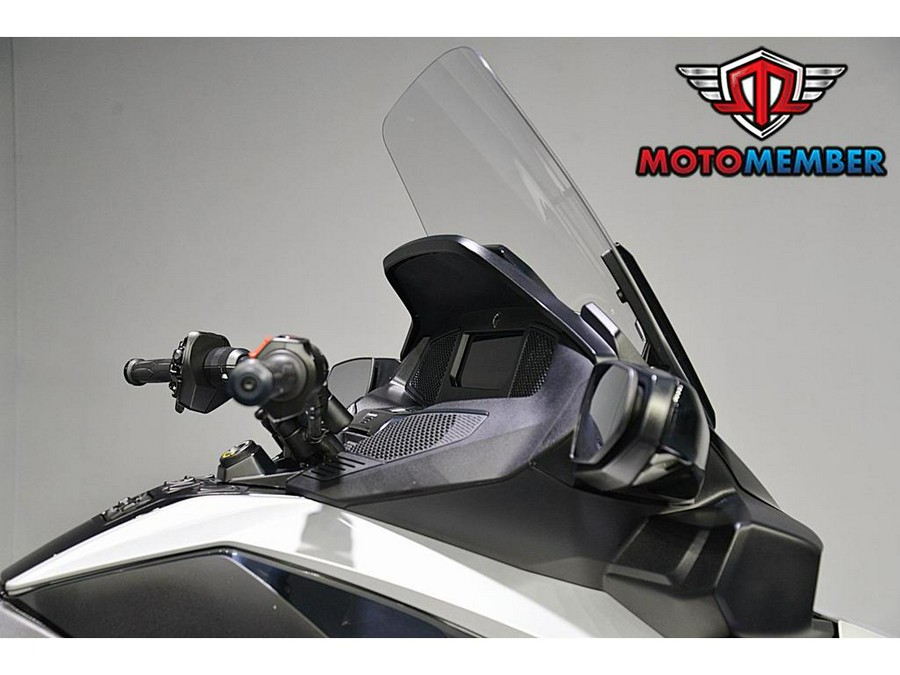 2022 Can-Am Spyder RT