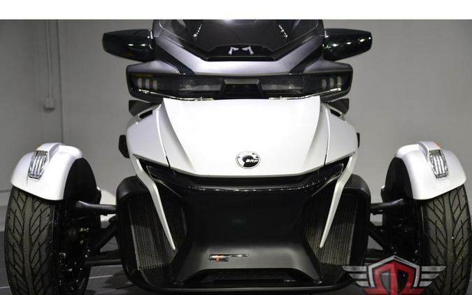 2022 Can-Am Spyder RT