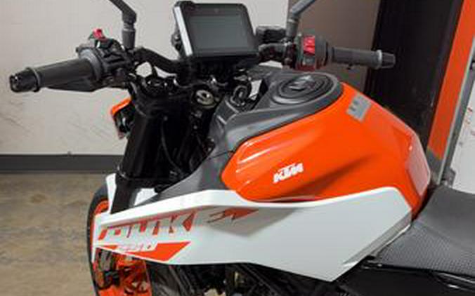 2024 KTM 250 Duke