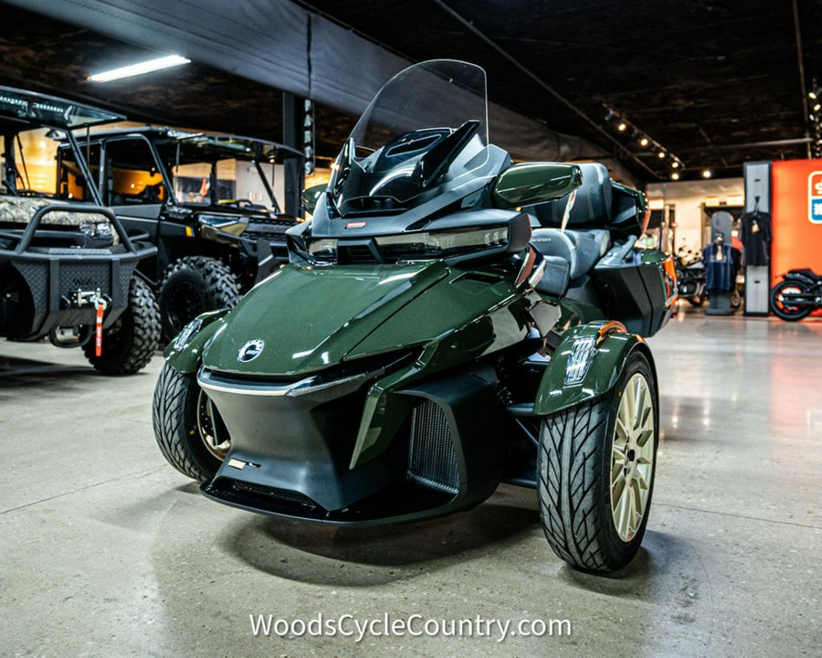 2023 Can-Am™ Spyder RT Sea-To-Sky