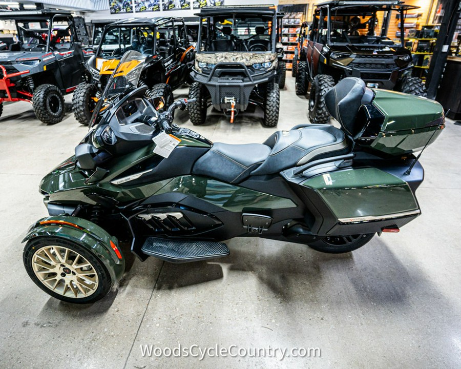 2023 Can-Am™ Spyder RT Sea-To-Sky