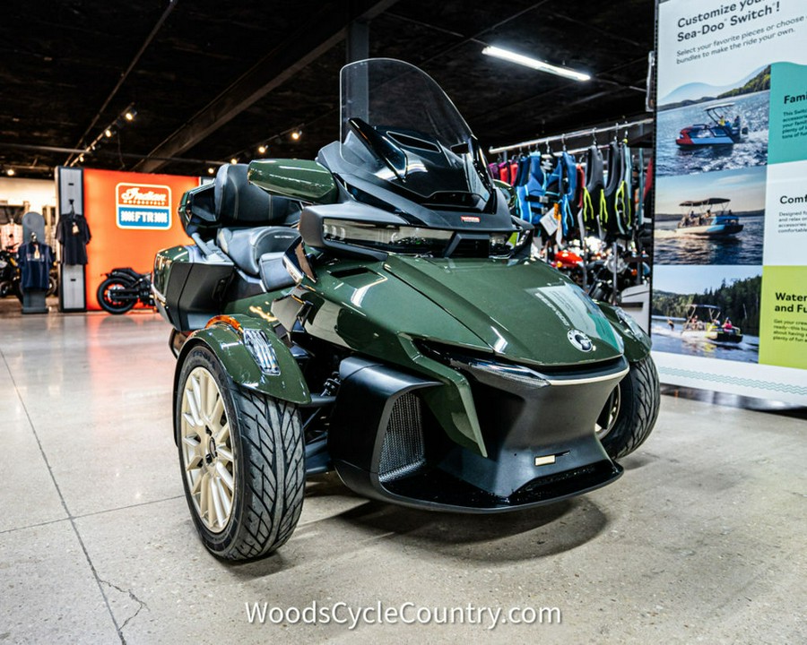 2023 Can-Am™ Spyder RT Sea-To-Sky