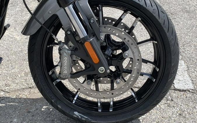 2025 Indian Motorcycle® Sport Chief RT Heavy Metal