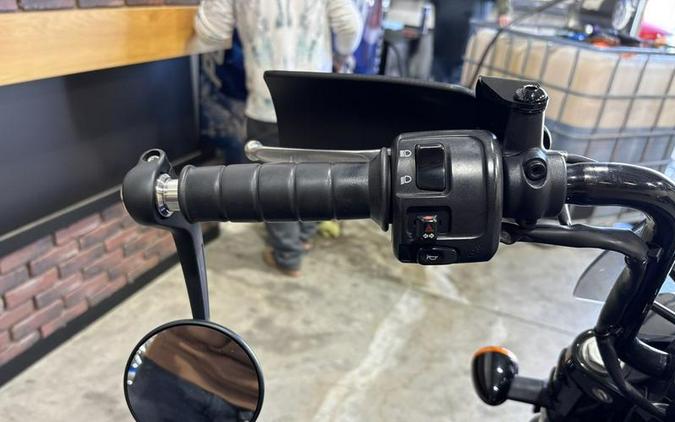 2022 Indian Motorcycle® Scout® Bobber Twenty ABS Spirit Blue Metallic