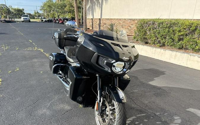 2024 Indian Pursuit Limited Black Metallic