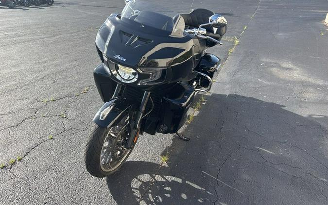 2024 Indian Pursuit Limited Black Metallic