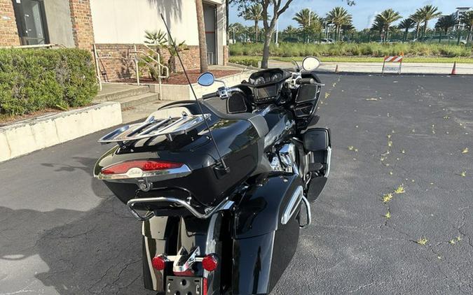 2024 Indian Pursuit Limited Black Metallic