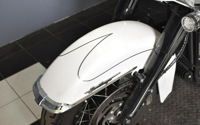 2025 Harley-Davidson Heritage Classic FLHC