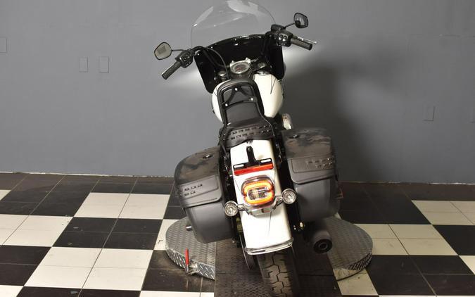 2025 Harley-Davidson Heritage Classic FLHC