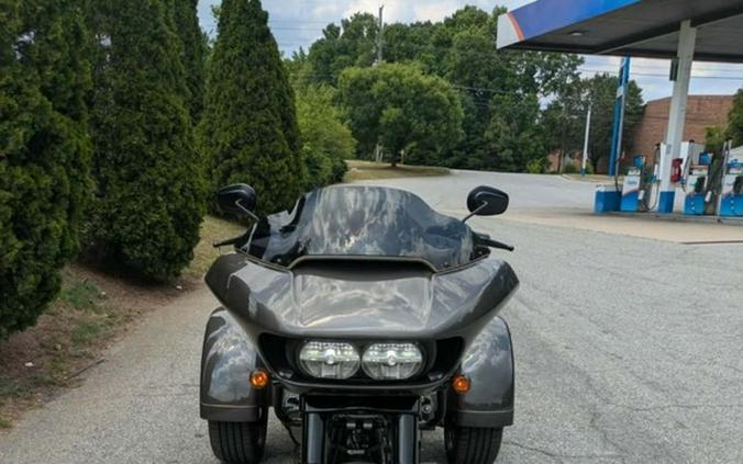 2023 Harley-Davidson Trike Road Glide® 3