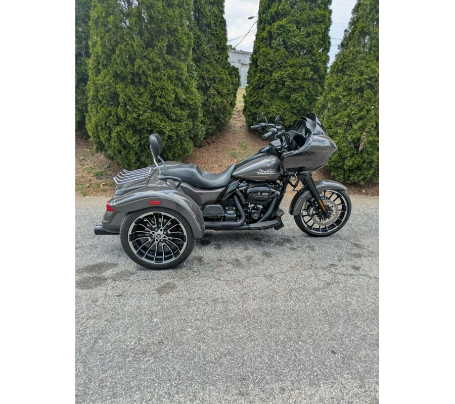 2023 Harley-Davidson Trike Road Glide® 3