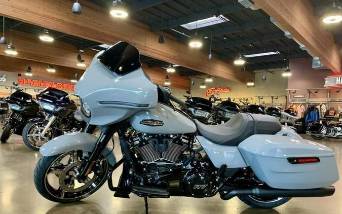 FLHX 2025 Street Glide™