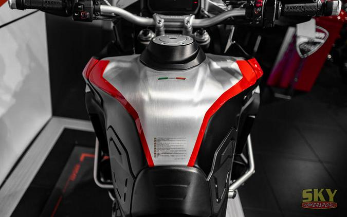 2023 Ducati Multistrada V4 Rally Brushed Aluminum & Matte Black