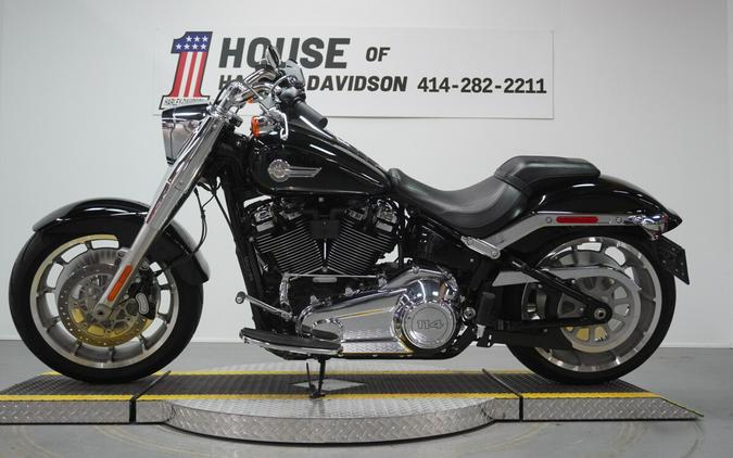 2024 Harley-Davidson® Fat Boy® 114 Vivid Black