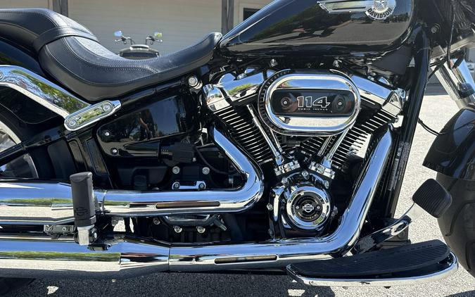 2024 Harley-Davidson® Fat Boy® 114 Vivid Black