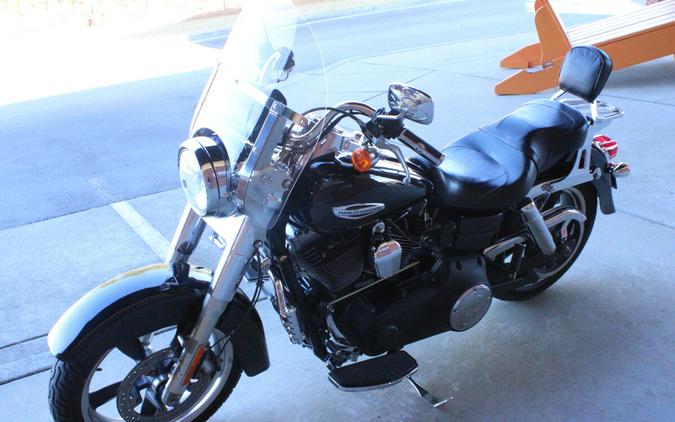 2014 Harley-Davidson® Switchback™ Blackened Cayenne