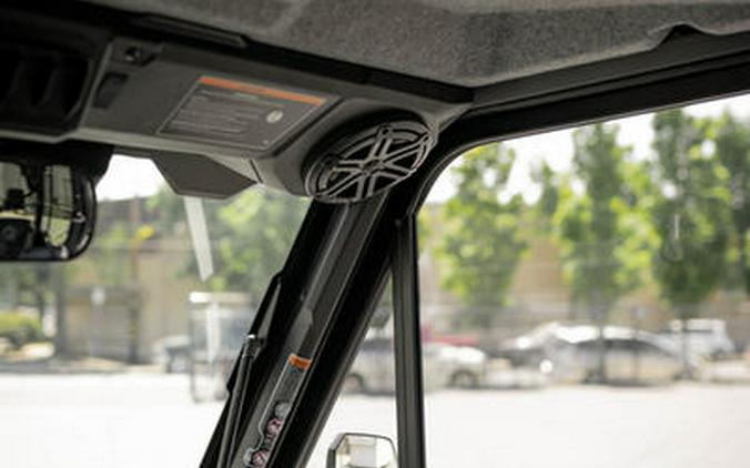 2026 Can-Am® Defender MAX Limited HD11