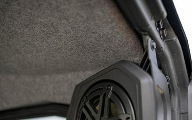 2026 Can-Am® Defender MAX Limited HD11