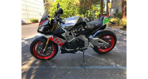 Comparison Ride Review: 2017 Aprilia Tuono V4 1100 vs. 2017 KTM Super Duke 1290 R