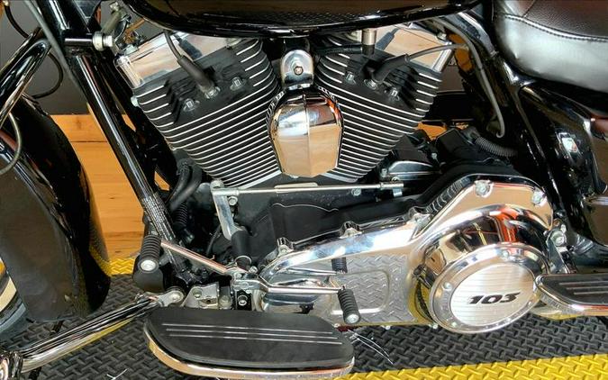 2012 Harley-Davidson® FLHX103