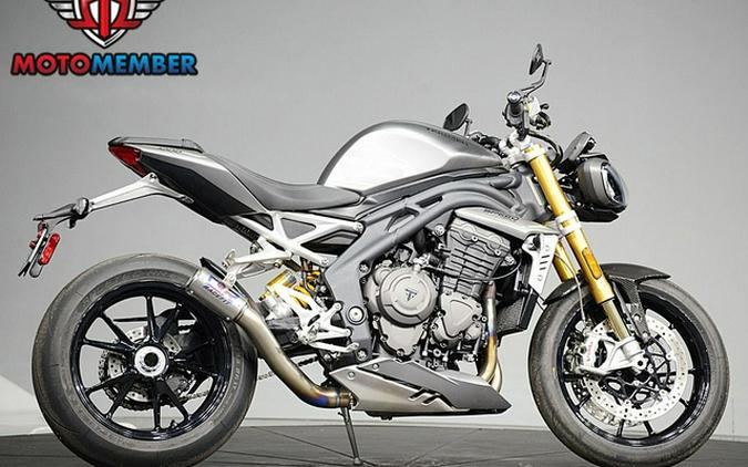 2022 Triumph Speed Triple 1200 RS Matte Silver Ice