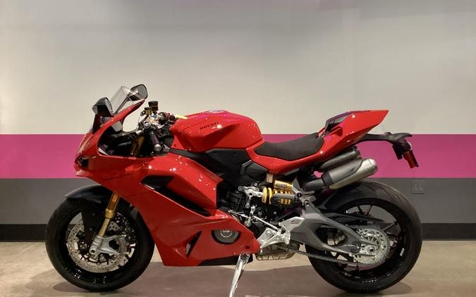 2026 Ducati Panigale V2 S