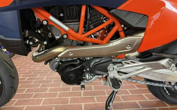 2026 KTM SMC 690 R